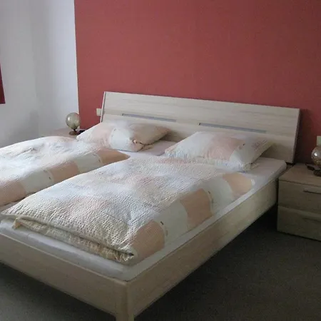 Hotel Am Brunnen Illerich