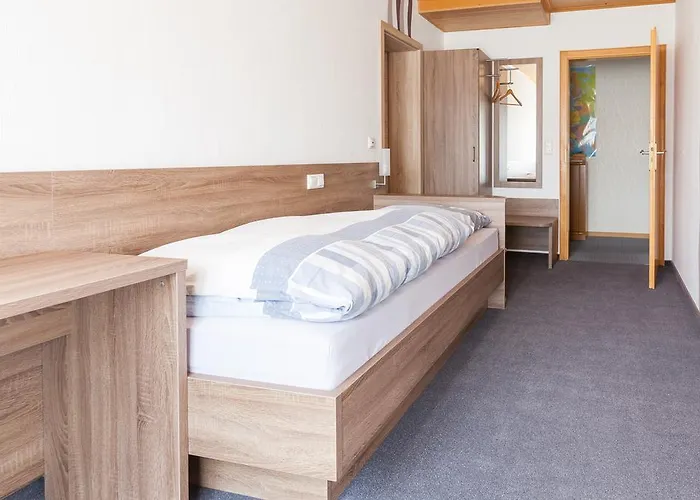 Hotel Am Brunnen Illerich